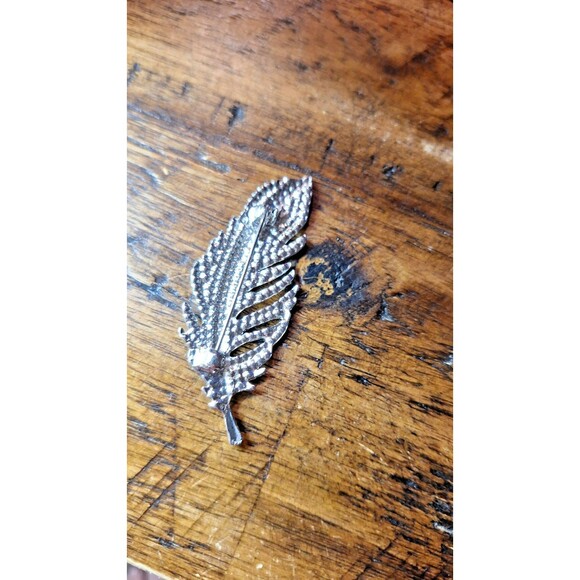Silver Tone Rhinestone Iced Feather‎ Brooch Pin - Picture 3 of 5